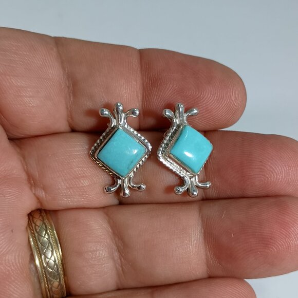 Native America Navajo Sterling Silver Turquoise Post Earring's By Louise Joe - Picture 3 of 7